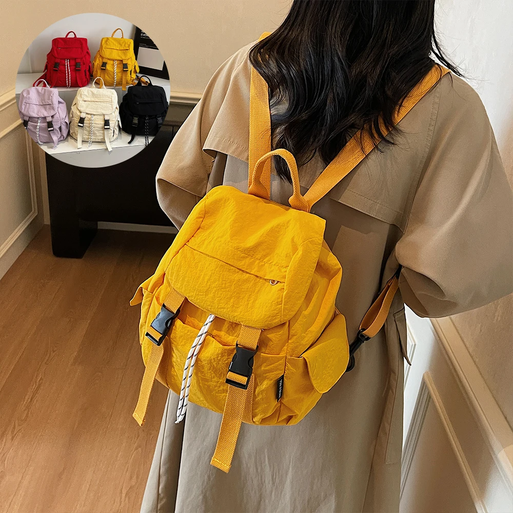 حقيبة ظهر كاجوال متعددة الاستخدامات للنساء 2025 حقيبة ظهر جديدة ذات سعة كبيرة وخفيفة الوزن للسفر للطلاب أثناء التنقل
