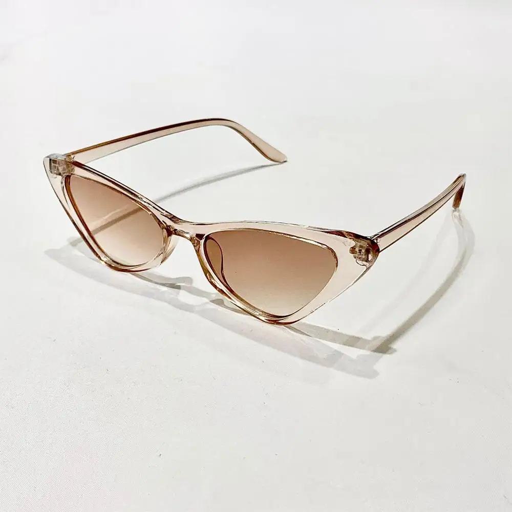 Vintage Small Frame Cat Eye Sunglasses UV400 Protection Trendy Sun Glasses Streetwear Accessories for Women