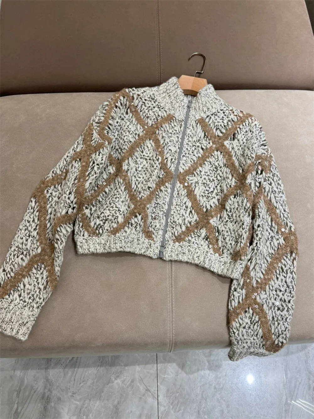 Autumn And Winter Rhombic Hollow Cardigan Sequins Stand Collar Zipper Wool Knitted  Short Sweater Coat Woman