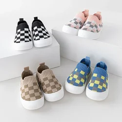 Baby shoes with soft soles, baby walking shoes, versatile, breathable, non slip sports shoes, spring and autumn new fashionable