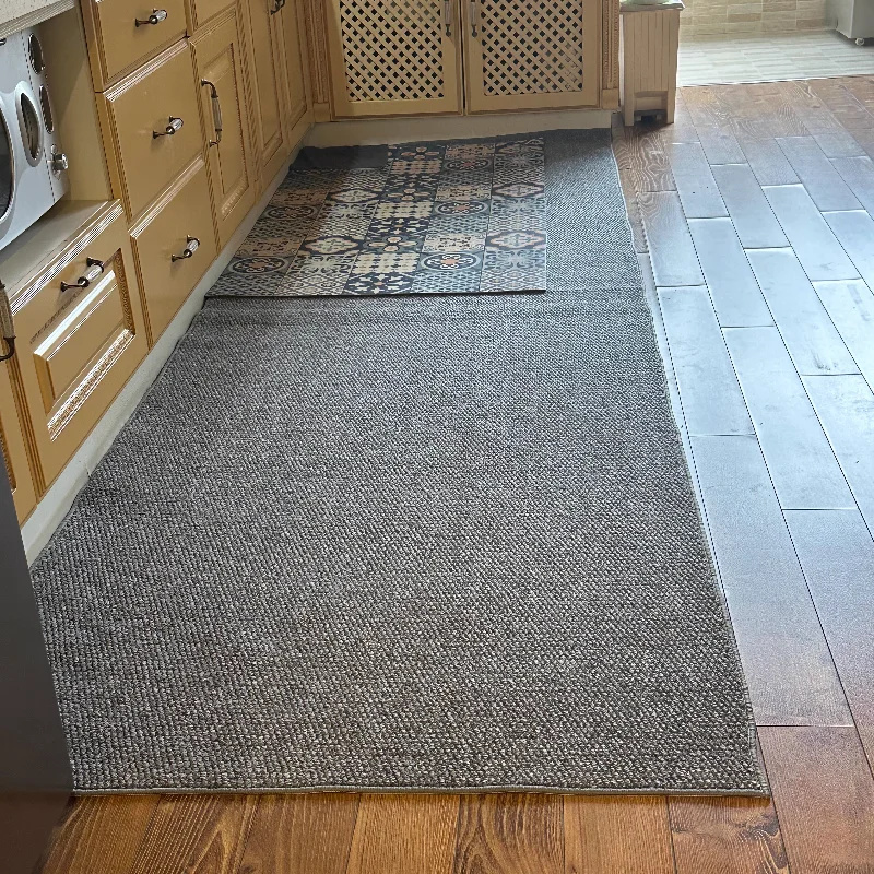 Front Door Mat Outside Entrance Welcome Mat Outdoor Indoor Entryway Rug Dirt Trap Non-Slip Washable Low Profile Doormat