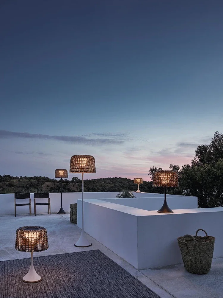 Outdoor lights, waterproof villa , grass patio lights, outdoor floor lamps, hand-woven rattan gardens, lawn lights