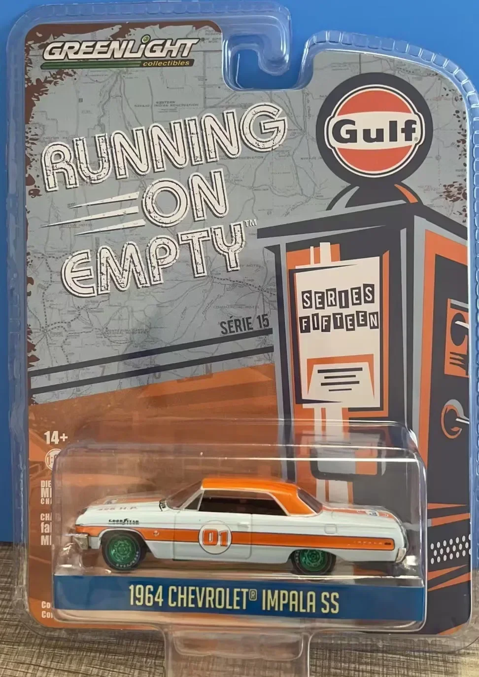 Model  1:64 Running in the Air Series 15-1964 Chevrolet Impala SS-Gulf Oil Gulf Oil car model