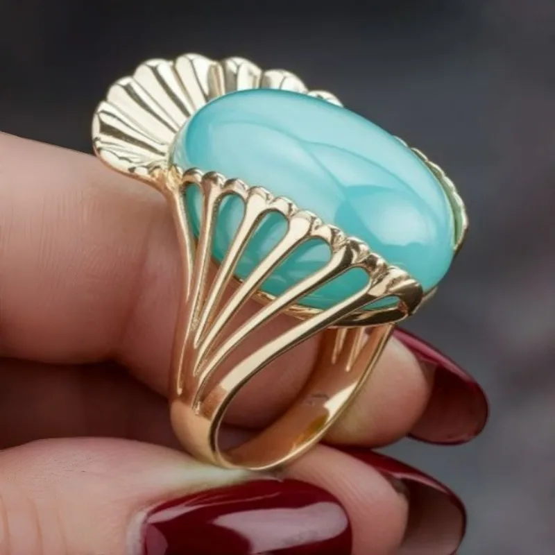 Vintage Inlaid Green Stone Women's Ring Ethnic Gold Color Hand Carving Daily Wear Party Jewelry Anniversary Gift