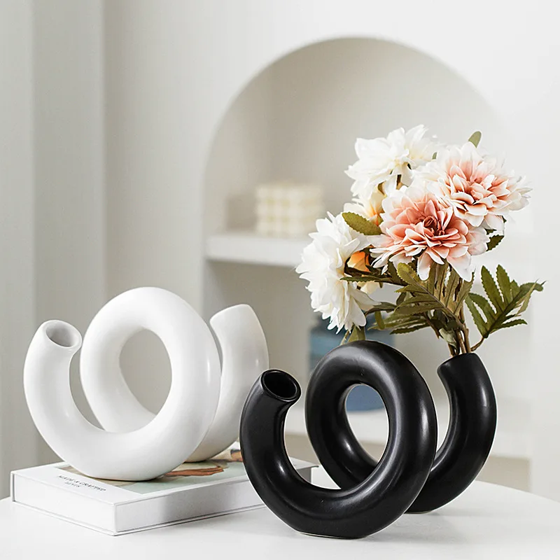 

Ceramic Vase Geometric Curl Spiral Pipes Curved Rotation Openwork Flower Arrangement Accessories Home Decoration