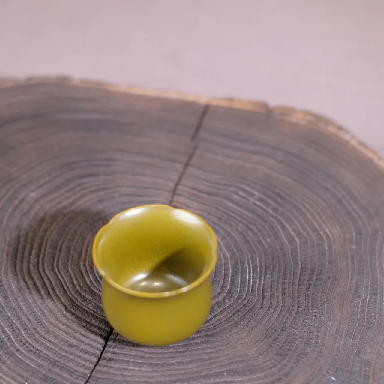 Handmade Jingdezhen Tea Dust Fragrance-Smelling Cup Ceramic Kung Fu Single Pressure Bottle Set