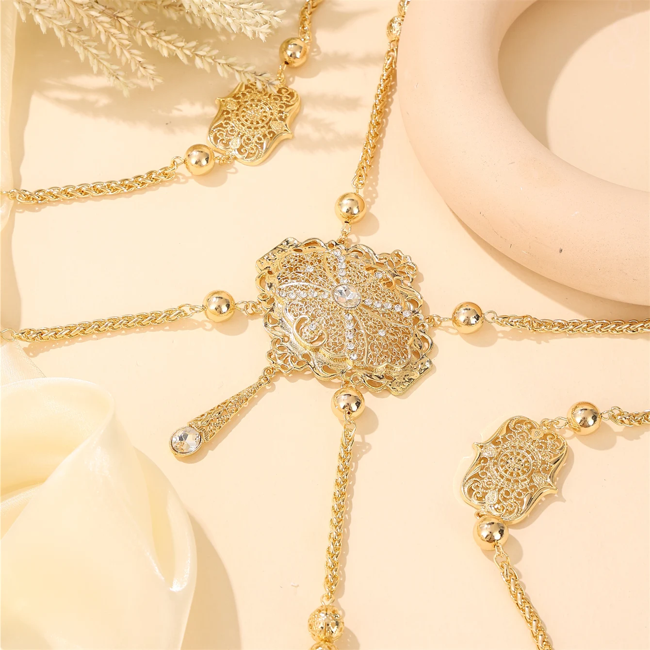 Moroccan Luxury Wedding Shoulder Chain Backpack With Large Gemstones Designed To Suit All Occasions