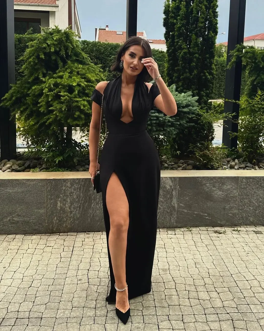 

Sexy Mermaid Black Halter Prom Dresses Backless High Side Split Floor Length Party Dresses Formal Occasion Evening Dresses