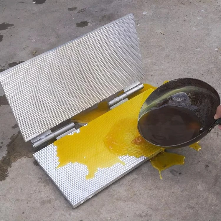 Beekeeping Equipment Beeswax Sheets Making Machine Bee Wax Plate Making Machine