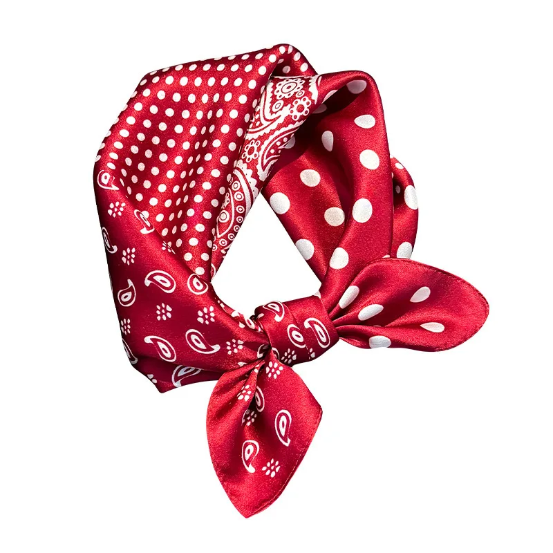 الجملة 100% الحرير الطبيعي وشاح مربع النساء باندانا التوت الأوشحة الإناث الصيف منديل الرأس شال التفاف الحجاب