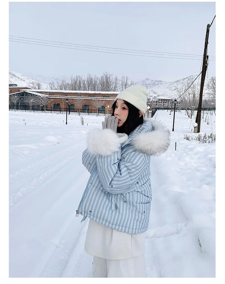 Korean Striped Bow Pattern Cropped Padded Jacket for Women Winter Hooded Coat with Faux Fur Collar Woman Sweet Thick Warm Parkas