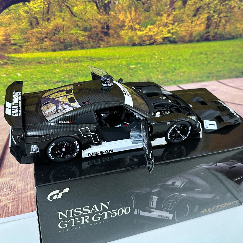 AUTOart 1:18 GTR GT500 GT5 Racing game version Car model Car model Collection Gift to friends and relatives 81041