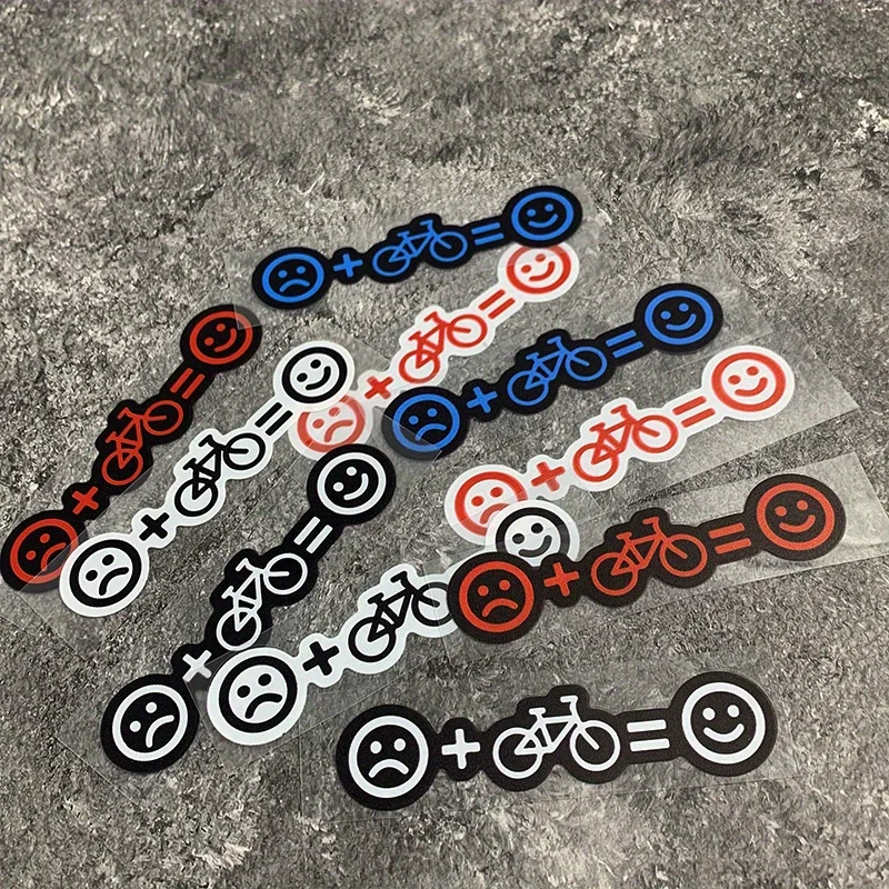 قطعة واحدة من ملصقات الدراجة لمعادلة الرموز التعبيرية - "Sad + Bike = Happy"، مثالية لعشاق الدراجة