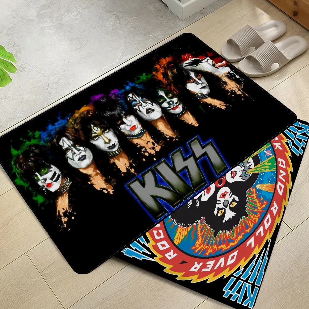 K_Kiss Band Floor Mat Bathroom Mat Anti-slip Absorb Water Long Strip Cushion Bedroon Mat Welcome Doormat