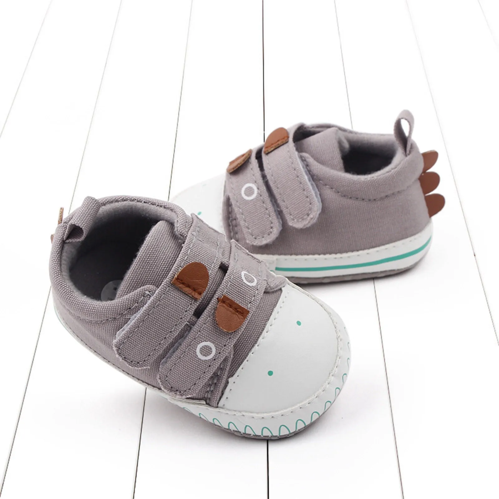 Spring Autumn Baby Toddler Shoes Boys Girls Flat Soles Light Comfortable Hook Loop Canvas Shoes 2023 New Arrival Baby Sneakers