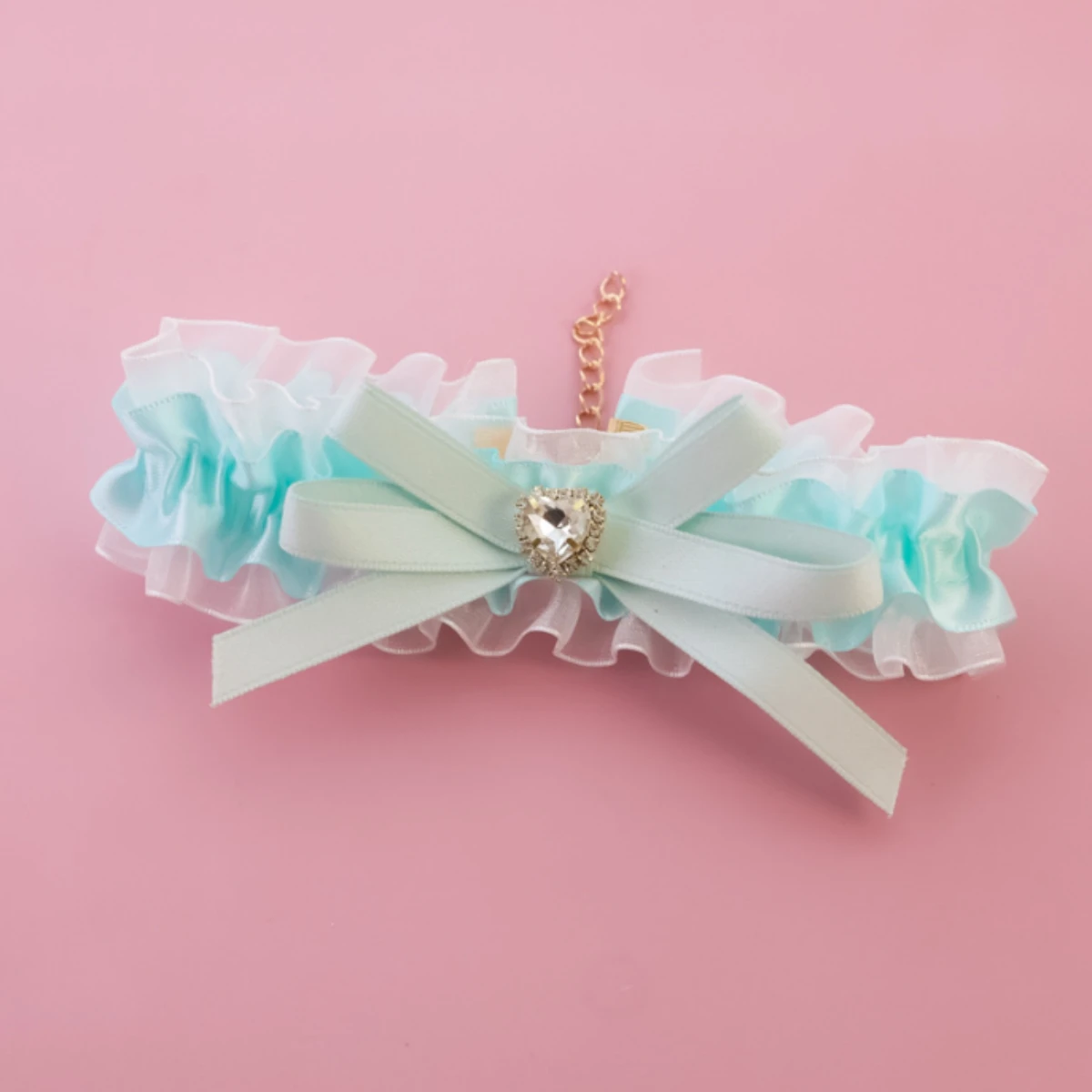 Роскошный кружевной ошейник со стразами и подвеской в форме сердца - милый цветочный бант, регулируемый для кошек и маленьких собак.