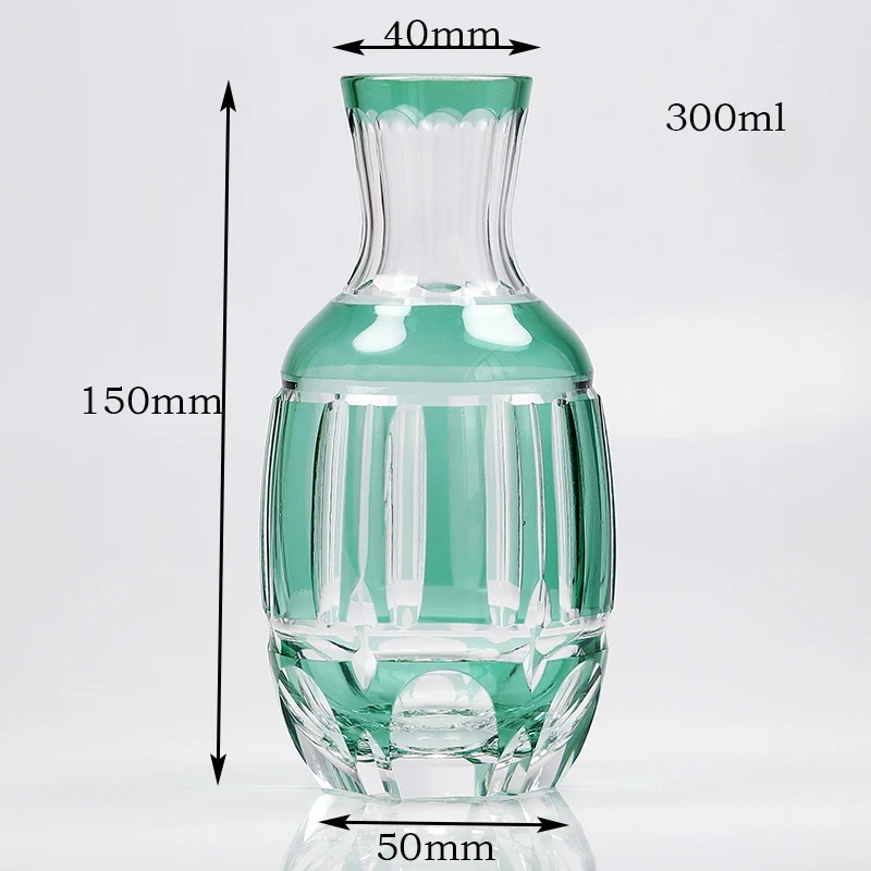 Edo Kiriko Bamboo 300 мл Бутылка с графином для сака и набор стекол для стрельбы на 60 мл Стеклянная посуда ручной работы в зеленом корпусе с набором стекол для сака на 60 мл