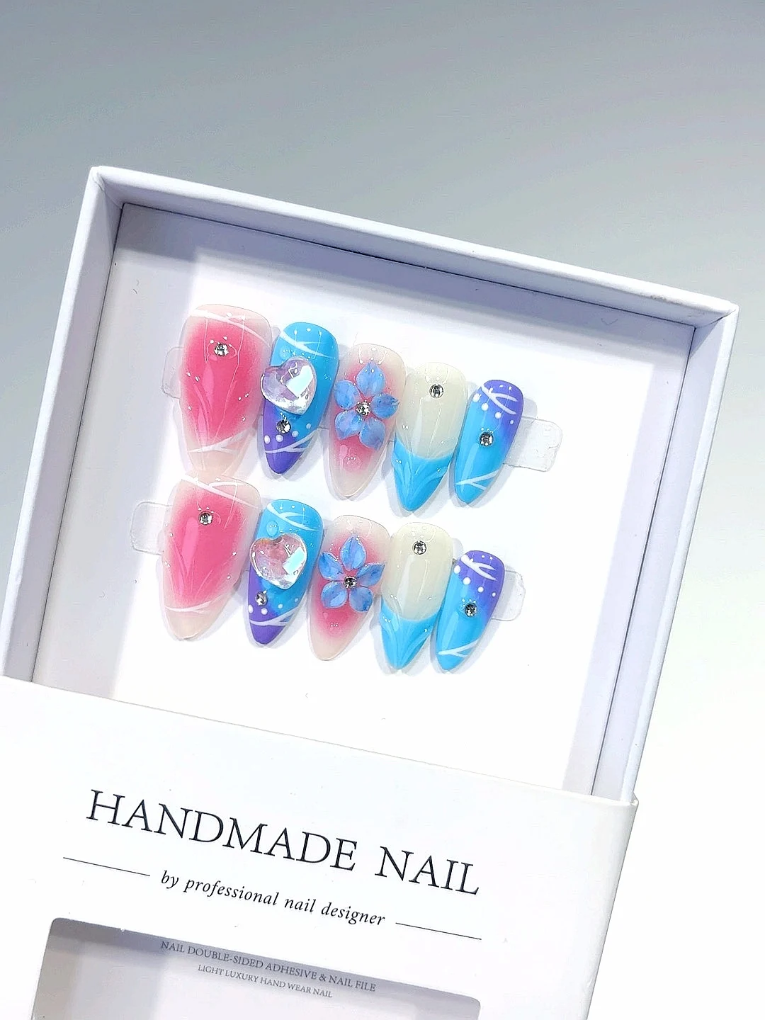

Handmade Colorful 3D Flower Heart Rhinestone Press on Nails, Reusable Long Stiletto Glossy Fake Nails（D504）