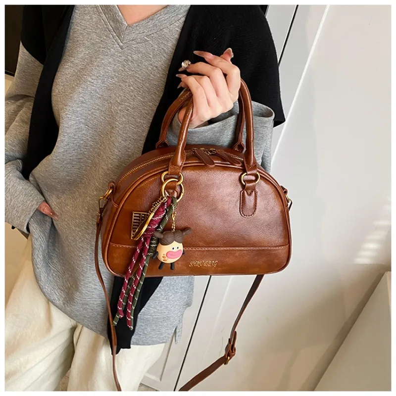 

Crossbody Bags for Women 2025 New in Leather Fashion Female Shoulder Tote Bag Vintage Brand Designer Ladies Luxury Small Handbag
