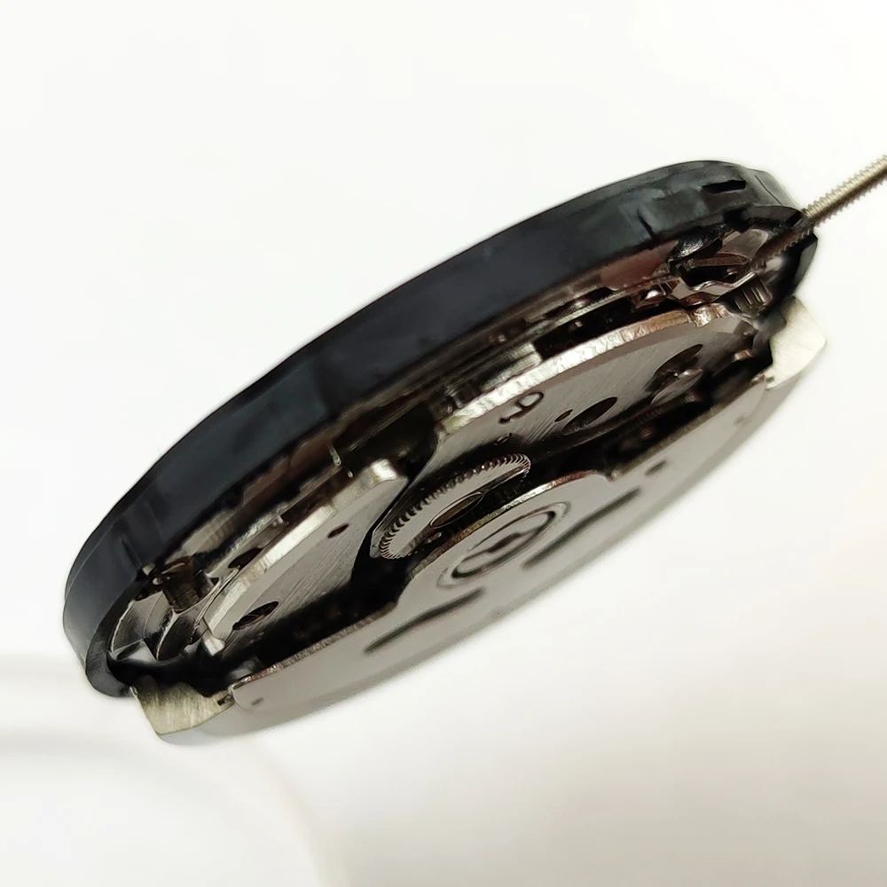 China NH35 Movement black Date At 6 o'clock Can Replace The Japanese NH35 Movement Calendar High Accuracy NH35A Automatic