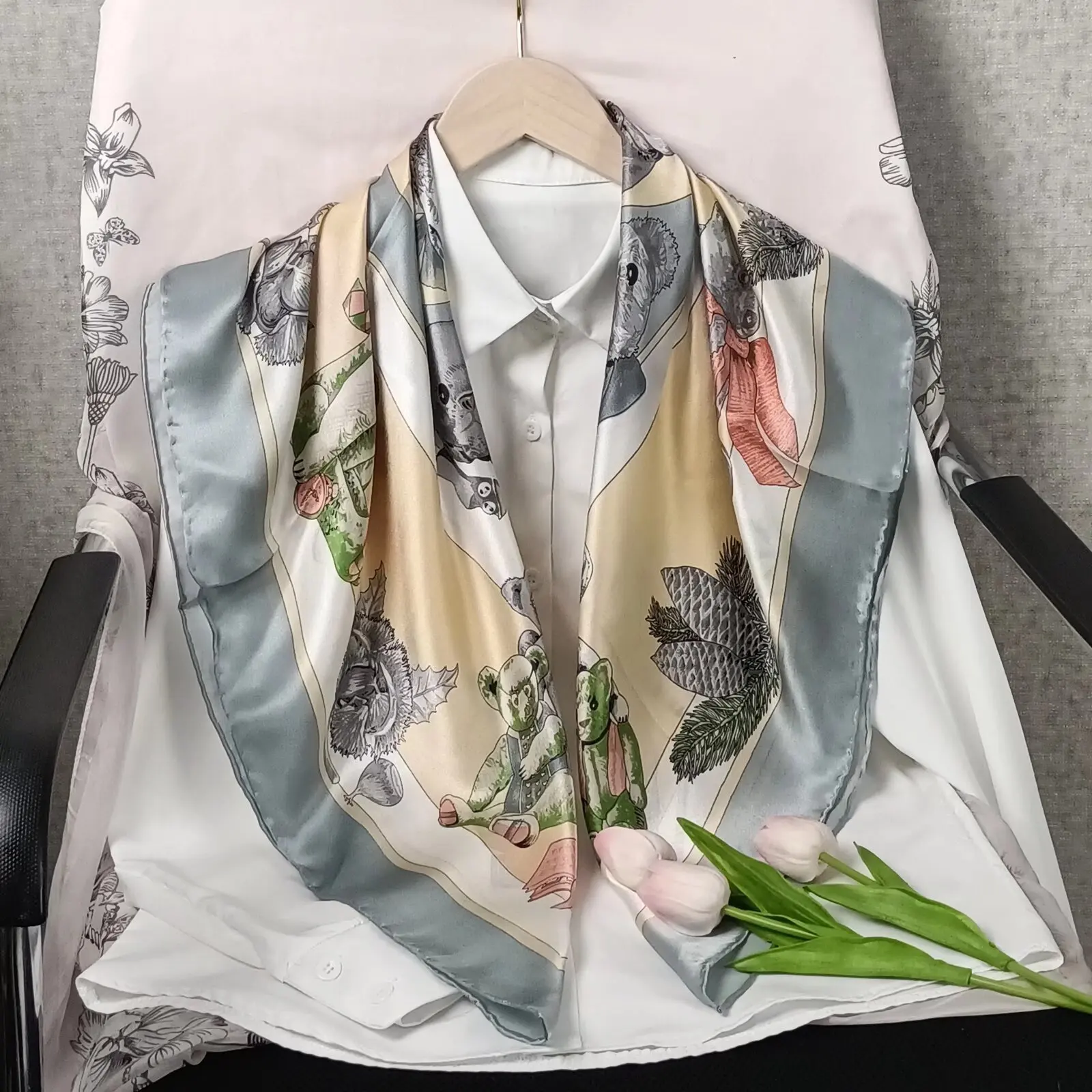 Ladies' Luxury 90 * 90CM Mulberry Silk Square Scarf, Fashionable Scarf, Headscarf, Headband, Bandana Satin Shawl, Waist Belt