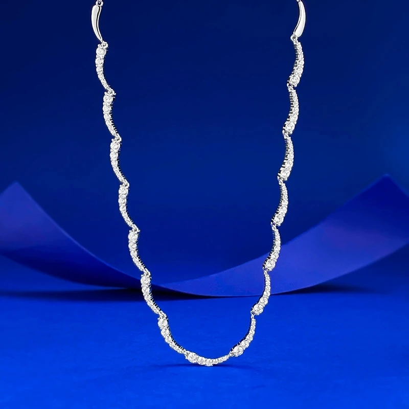 S925 Silver Water Ripple Smile Necklace Is a Sophisticated and Elegant Daily Necklace for Women