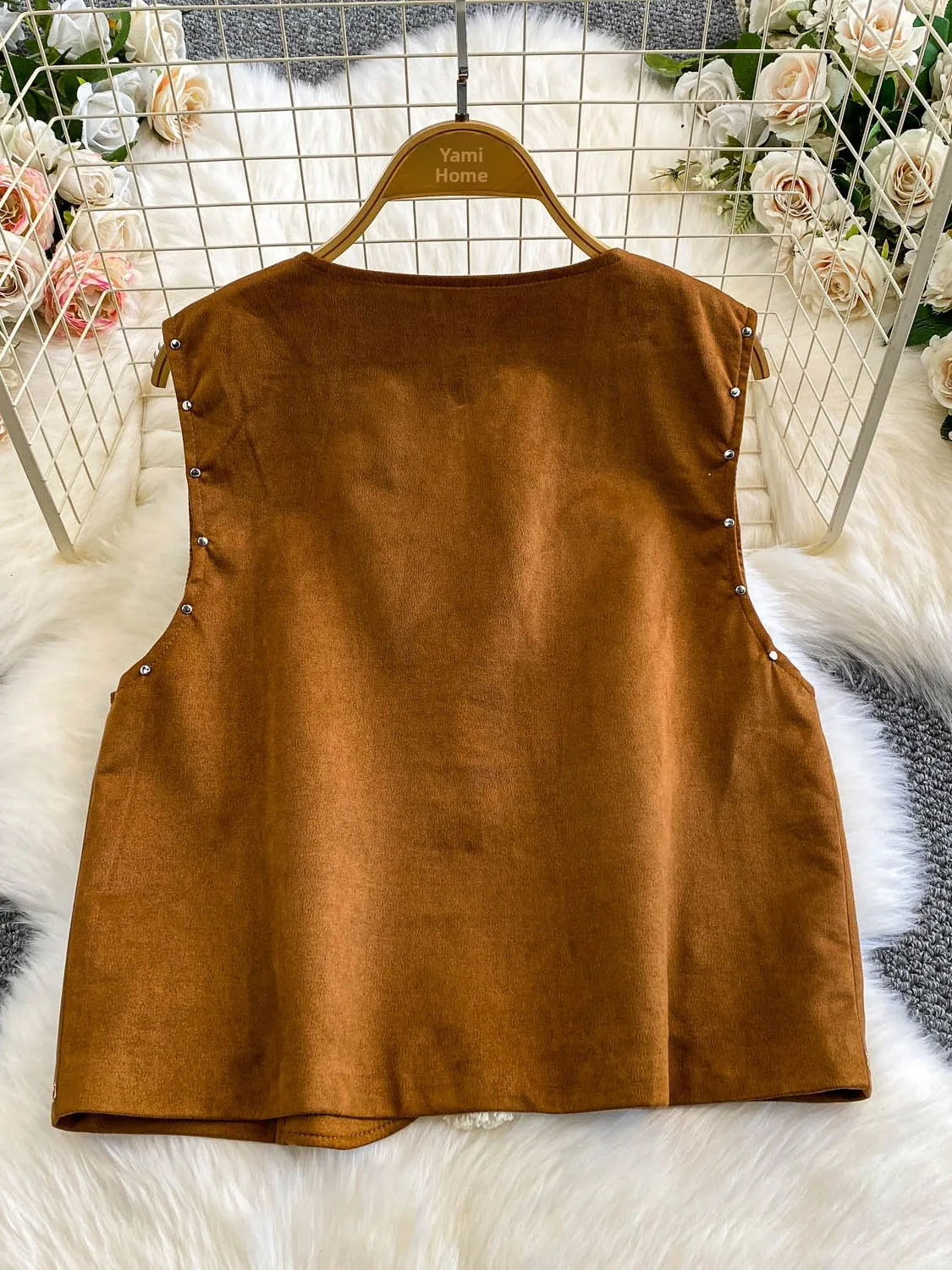 

Retro Heavy Embroidery V-Ne Svel Vest Women's Summer Deer Skin Velvet Ele Belted Top Trendy Faion