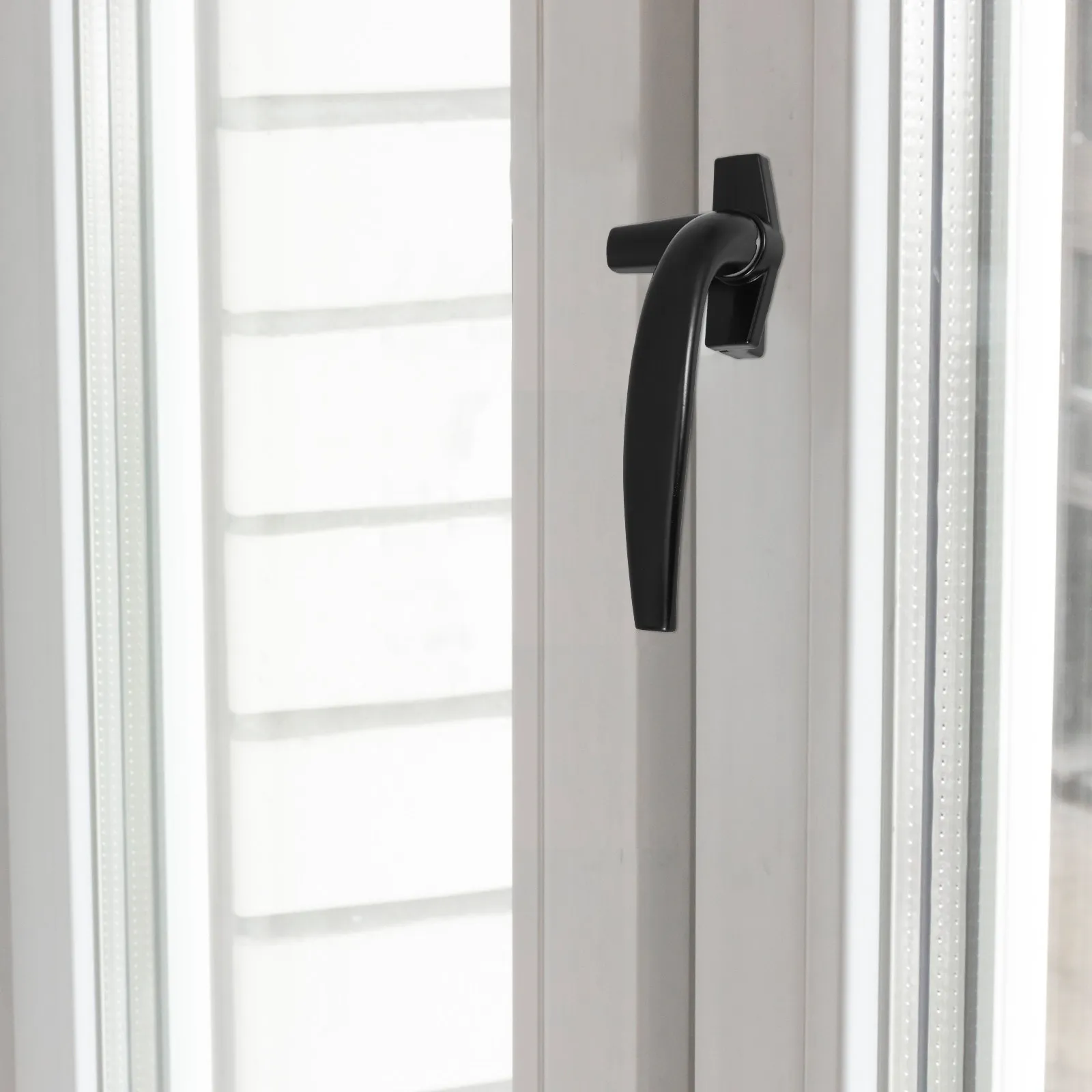 Aluminum Alloy Window Handle Right Side Exterior Casement and Sliding Door Handle Window Accessories Modern Black Door Knob