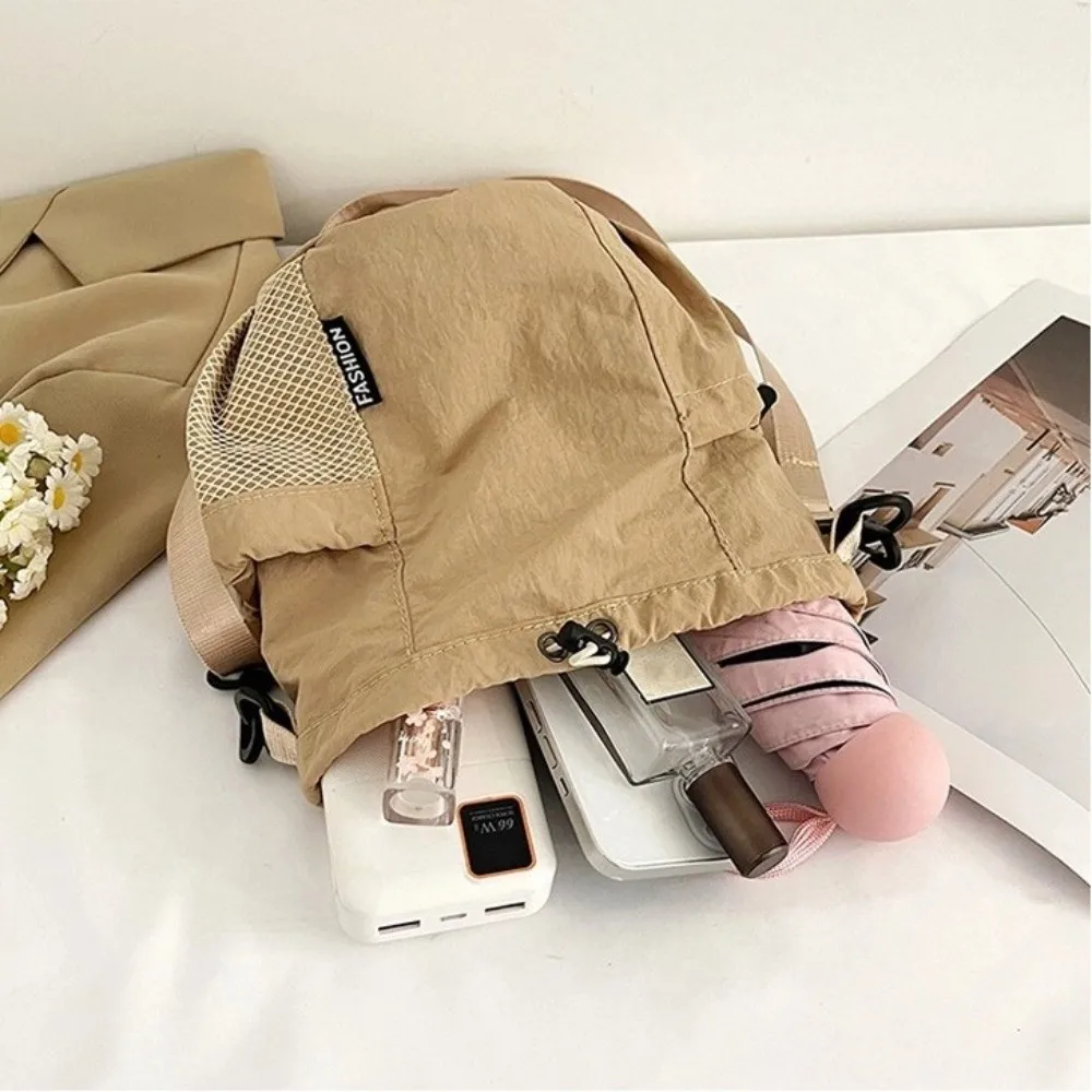 Tragbare Einzelschulter-Umhängetasche, Nylon, einfarbig, kleine Tasche, leichte Umhängetasche für den Außenbereich – Detail 5