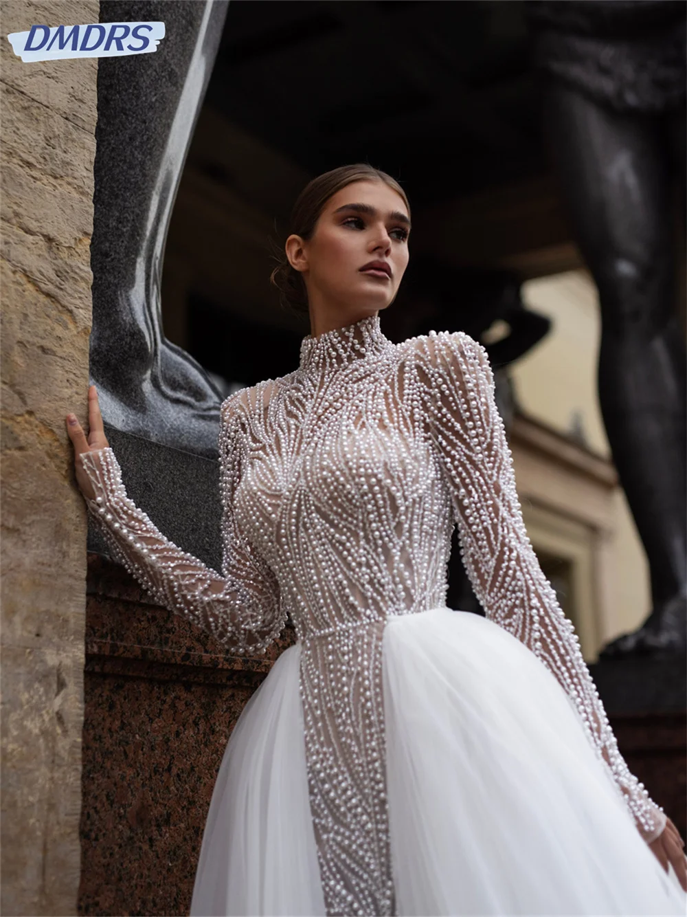 Luxurious Beaded Bridal Dresses 2025 Elegant Long Sleeve Wedding Dress Charming Floor-length Dress Customized Vestidos De Novia