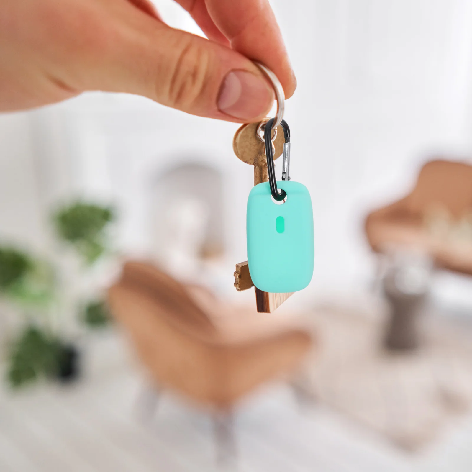 

4Pcs Tracker Silicone Protective Cases Chic Design Hook Attachment Shockproof Sleeve for Tile Pro Supplies