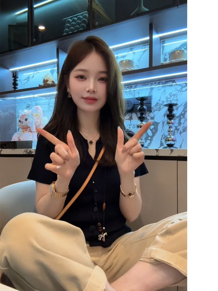 

Xuan Xuan Chen Hong Kong Style Knitted Neck Short Sleeve Women's Slim Fit Versatile Top Summer New Arrival 9801