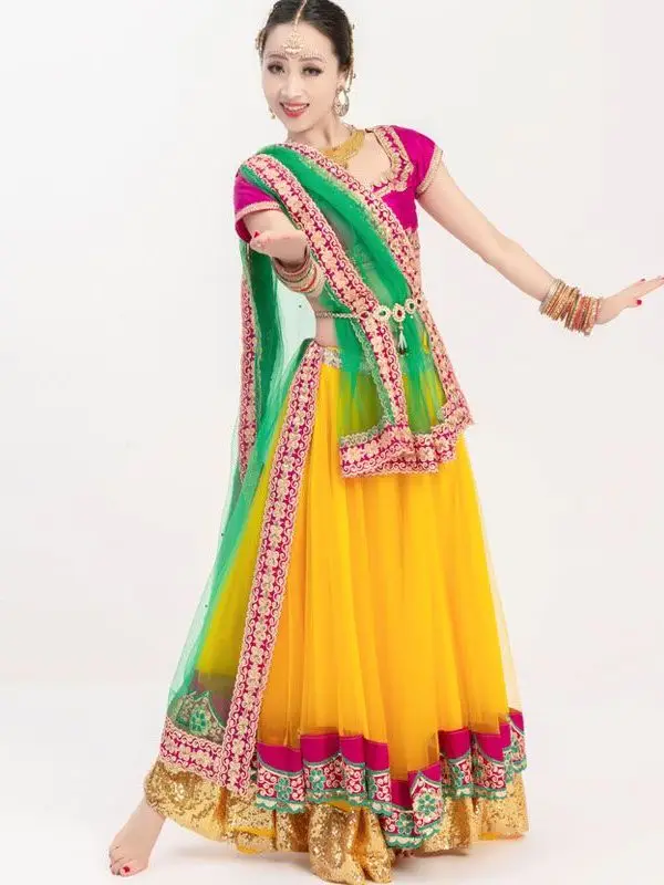 Indisches Tanzset führt Kleid aus, doppellagig, große Schaukel, Bühnenkostüm, Bollywood-Stil, weibliche Kleidung