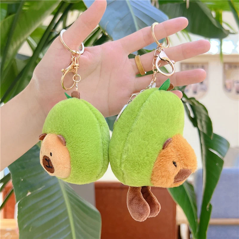 Peluche Carino di Capibara con Avocado, Portachiavi Cartone Animato, Ciondolo Morbido per Zaino, Bambola di Peluche Kawaii Dopamine, Decorazione Accogliente, Regalo per Adolescenti