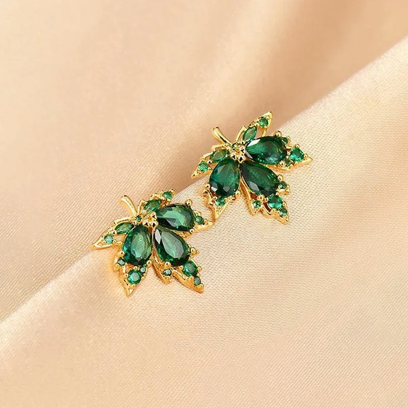 Huitan Elegant Gold Color Women Stud Earrings Maple Leaves Fresh Style Party Trendy Wedding Accessories Inlaid Shiny CZ Jewelry