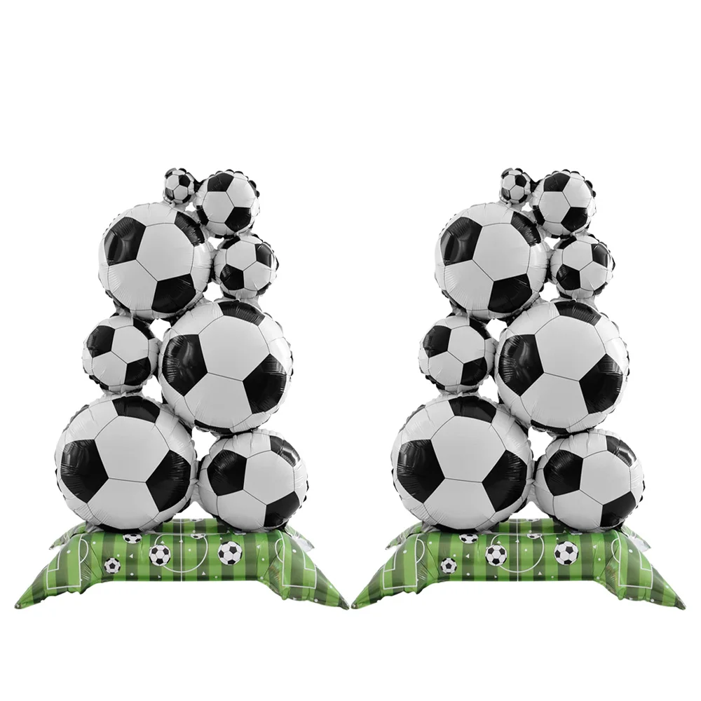 Paquet de 2 ballons en aluminium sur pied en forme de football de taille moyenne, adaptés aux décorations de fête sur le thème du football, des célébrations de la Coupe du monde, des fêtes d'anniversaire sur le thème du sport, des décorations de ballons pour événements de football