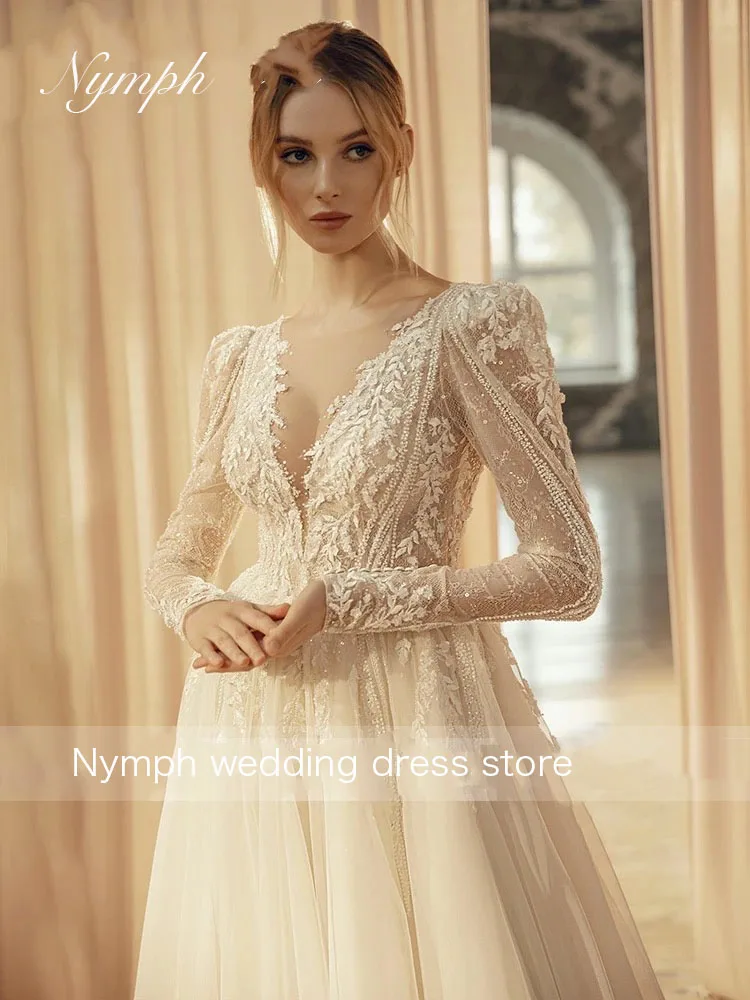 Robes De mariée trapèze personnalisées, col en v profond, Illusion De dentelle, avec des Appliques De princesse, avec traîne brosse, robes De mariée