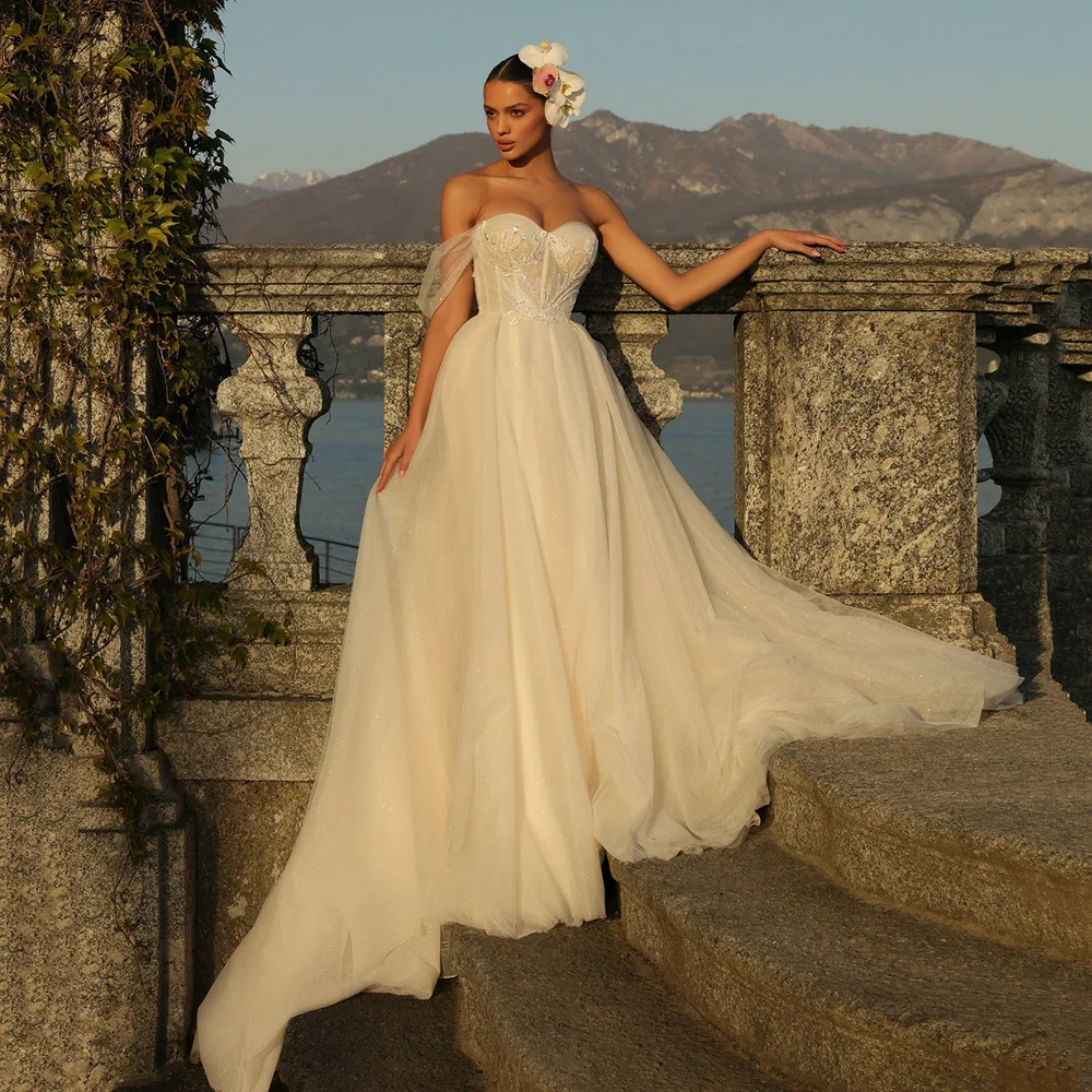 

Vintage Wedding Dresses 2025 Luxury Sequins Appliques Bride Dress Backless Off Shoulder Boho Princess Bridal Gown Customized