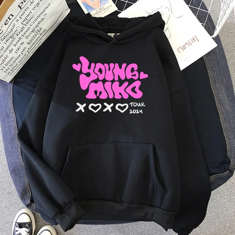 يونغ ميكو أط هوديي جديد الرجال الموضة Harajuku الجمالية هوديس موضة مطبوعة الجرافيك بلوزات قناع السترة ملابس رياضية