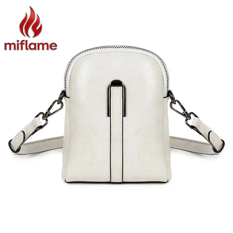Genuine Leather Shoulder Shell Bag for Women Waxed Leather Minimalist with Detachable Crossbody Strap Logo-Free Quiet Luxury