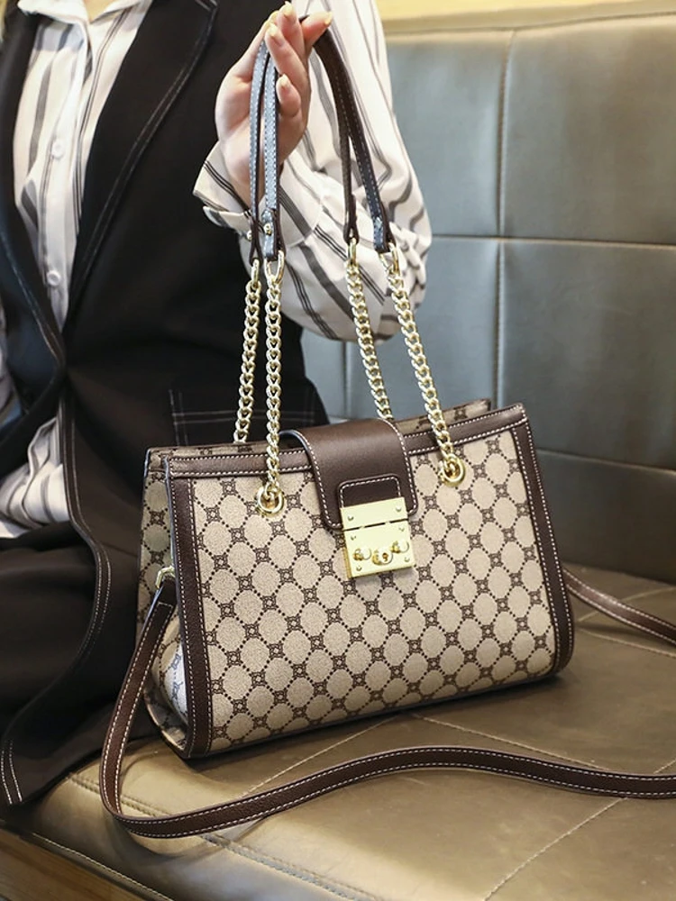 Hong Kong Trendy Brand 2026 New Chain Underarm Handheld Tote Bag Large Capacity Single Shoulder Slant Cross Women's Bag