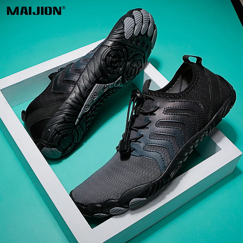

Women Quick Dry Water Shoes Men Barefoot Beach Aqua Shoes for Boating Surfing Fishing Elastic Soft Wading Sneakers Non-slip