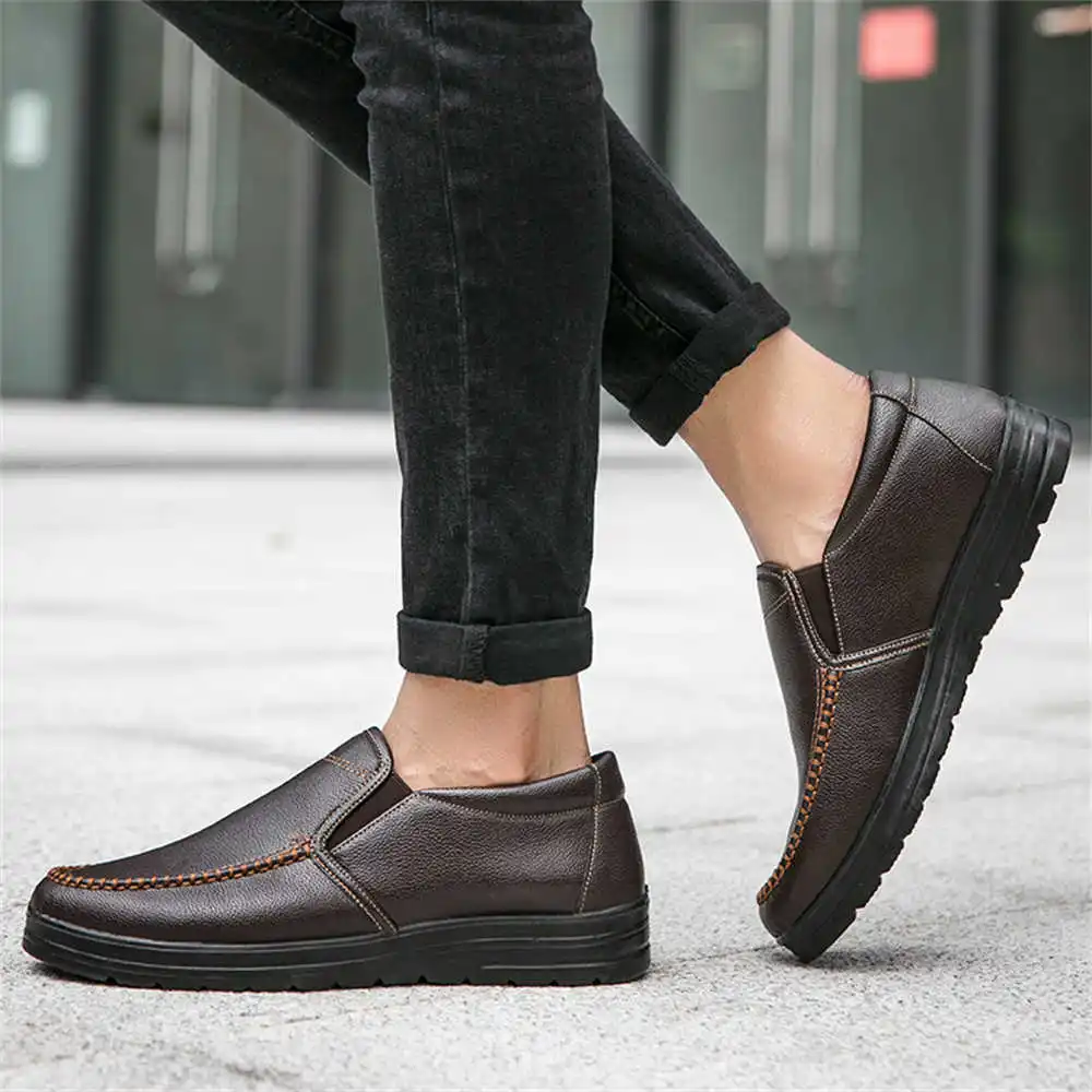 Business Moccasins Outdoor Men Casual Original Brand Mens Sneakers Red Wine Shoes Sports Maker Latest New Arrival