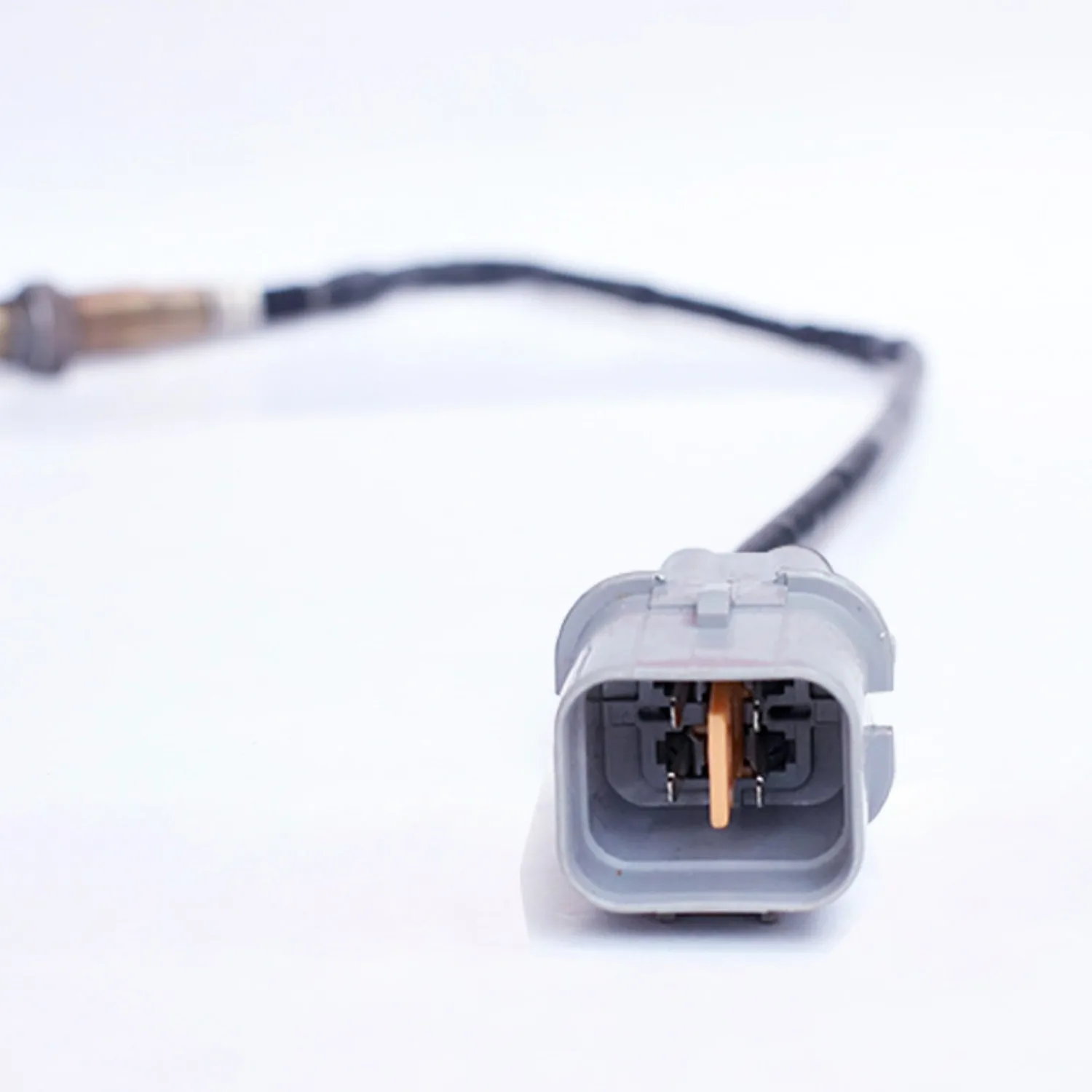 Oxygen Sensor 39210-03030 For The Hyundai  SONATA VII (LF) 2.0 LPG，Hyundai SONATA VII (LF) 2.0 MPI