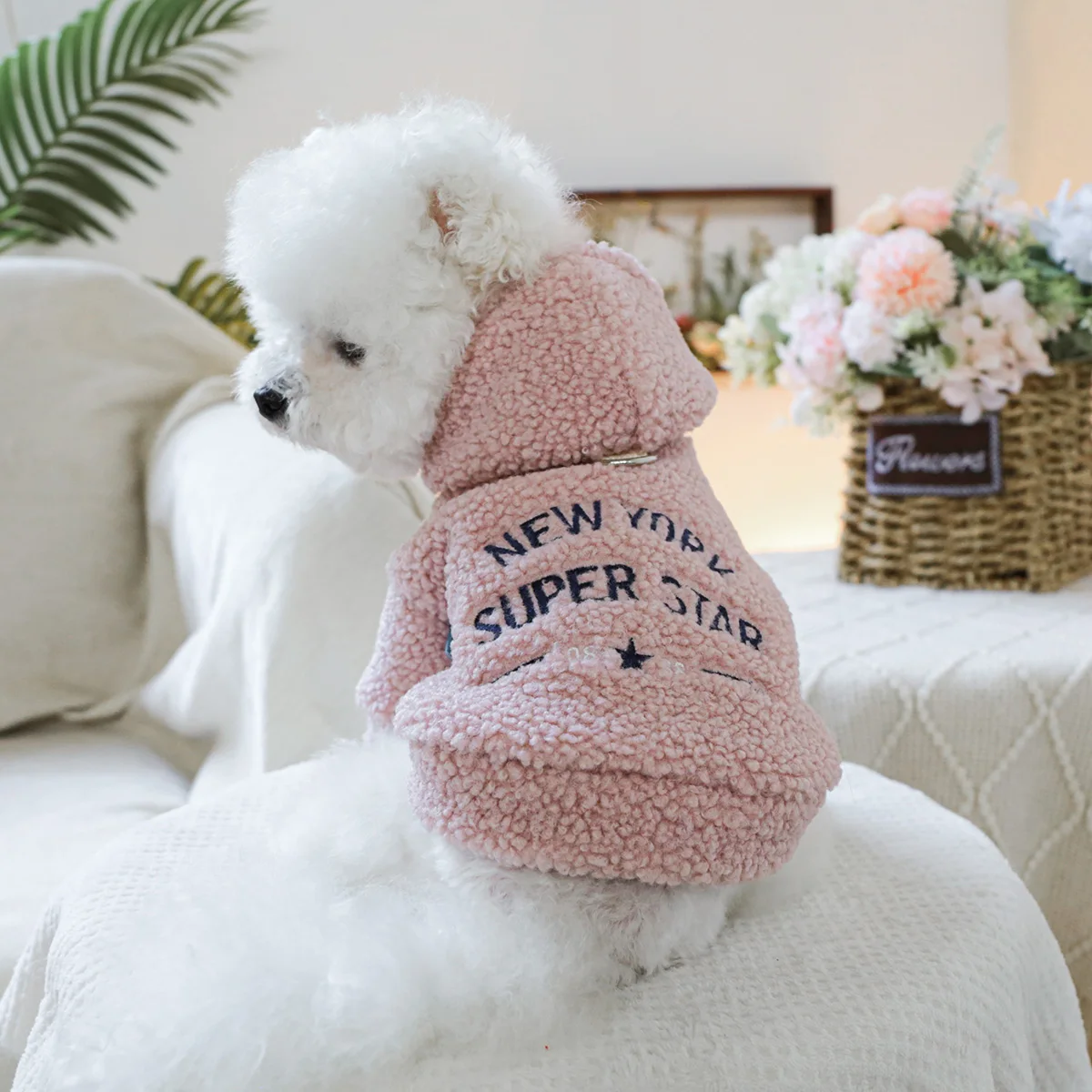 1PC pet clothing autumn and winter thick velvet coffee pink New York starlight hat jacket suitable for small and mediumsized dog