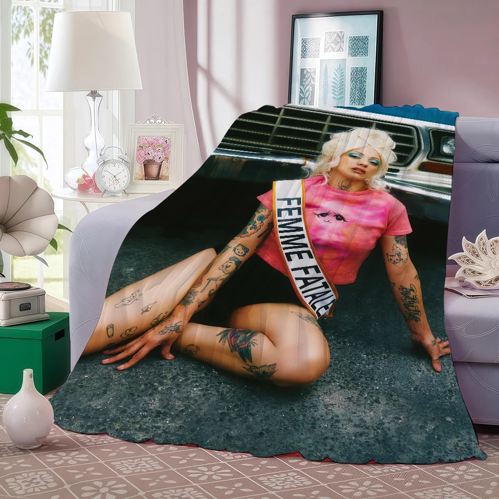 Singer Mon Laferte FEMME FATALE Blanket Soft and Skin Friendly For Couch Bed Napping Bedspread All Seasons Comforter