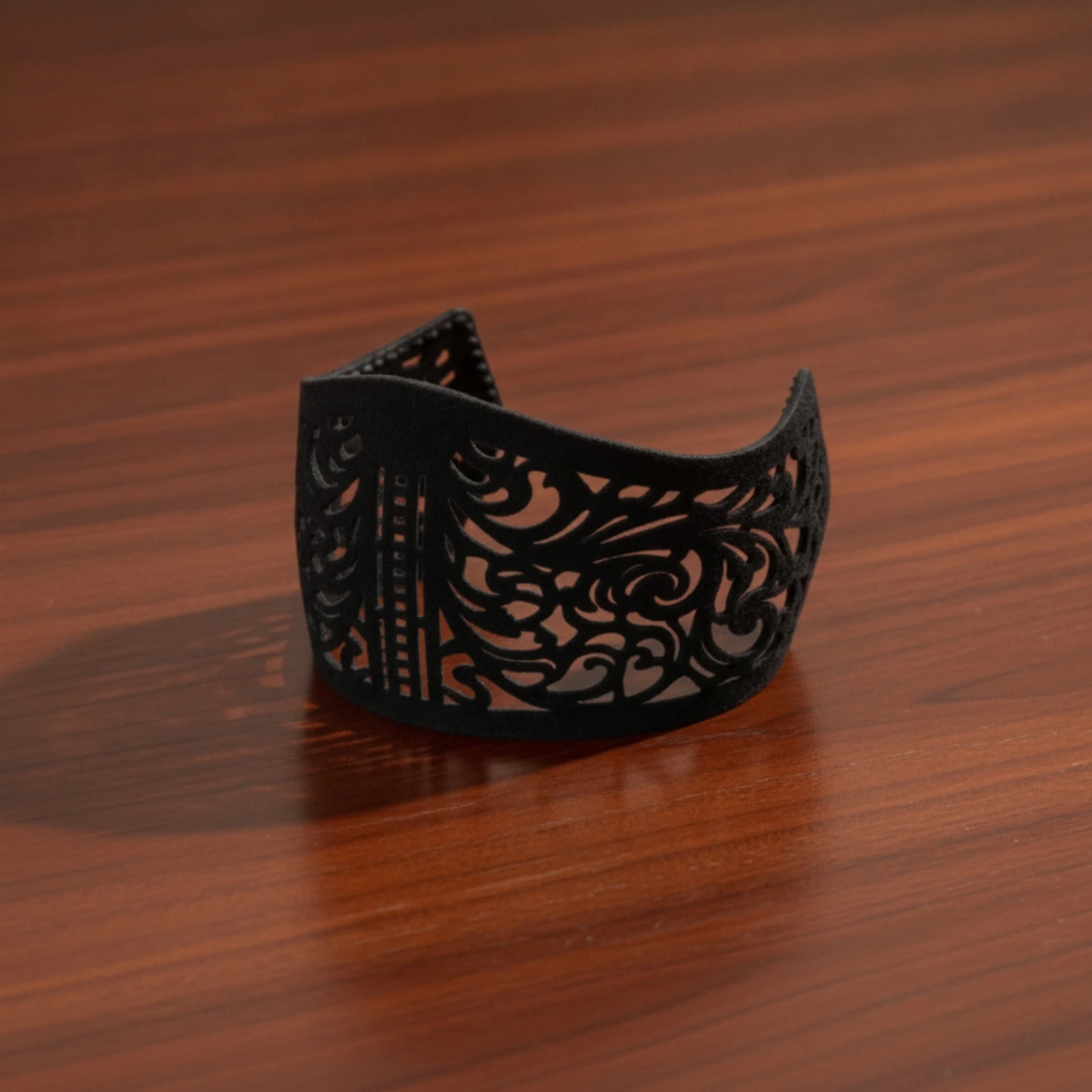 Velvet Headband with Cutout Pattern Vintage-Inspired Cutout Hairband Decorative Headband Fancy Hair Band Stylish for Women