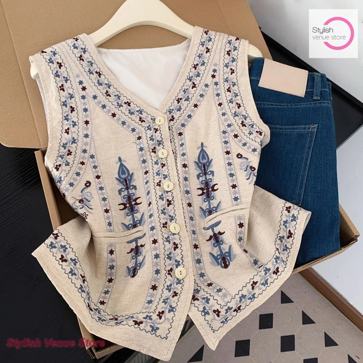 New Chinese retro national wind heavy industry embroidered sleeveless vest women's summer new stacked V-neck temperament top