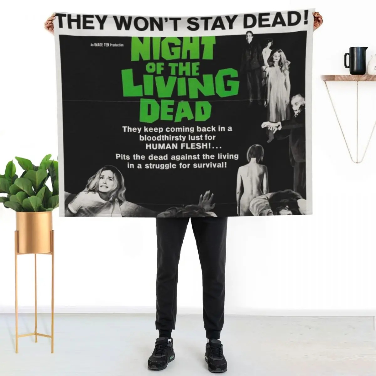 night of the living dead Throw Blanket Thermal Custom Luxury Throw Hair Summer Beddings Thins Blankets