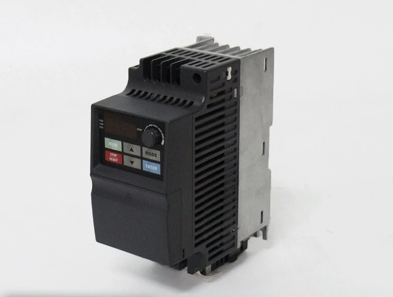 VFD-EL series VFD004EL43A 400w three-phase inverter